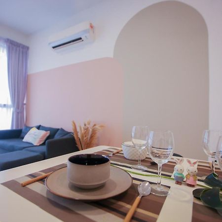 Econest Apartment By The One - Educity Nusajaya Nusajaya  Zewnętrze zdjęcie
