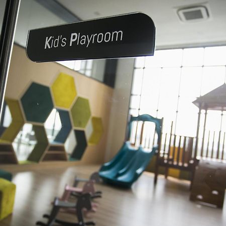 Econest Apartment By The One - Educity Nusajaya Nusajaya  Zewnętrze zdjęcie