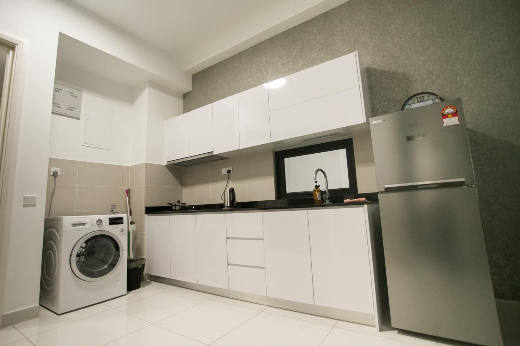 Econest Apartment By The One - Educity Nusajaya Nusajaya  Zewnętrze zdjęcie