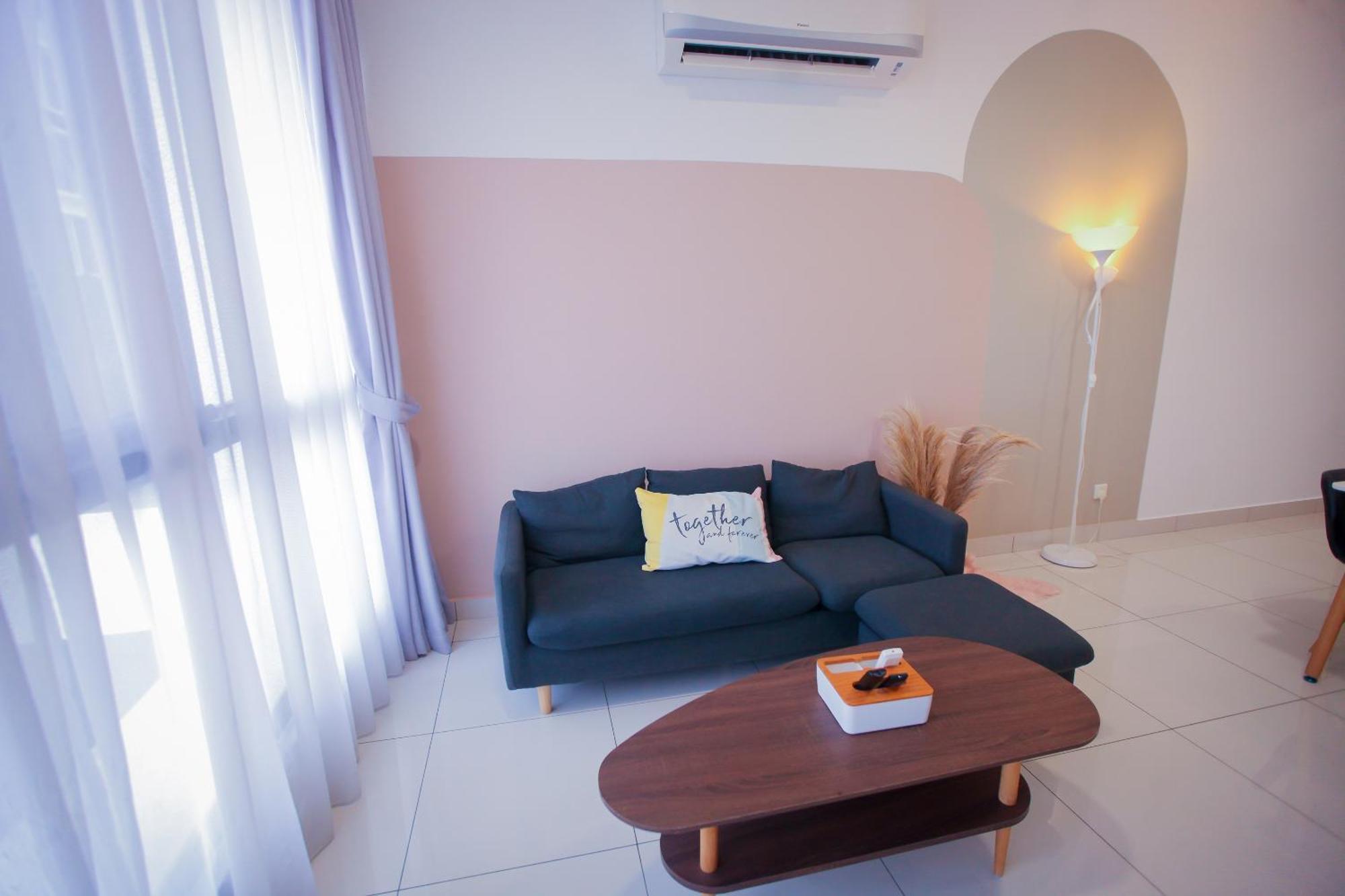 Econest Apartment By The One - Educity Nusajaya Nusajaya  Zewnętrze zdjęcie